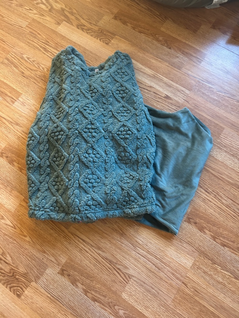 Plush Pajama Set 2xl NEW without tags